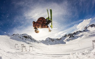 【28圈官网】唏嘘！澳超冠军辉煌如昙花，夺冠后竟解散破产