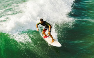 28圈官网|耐克同阿迪达斯，从敌手到伙伴，共享财富新篇章